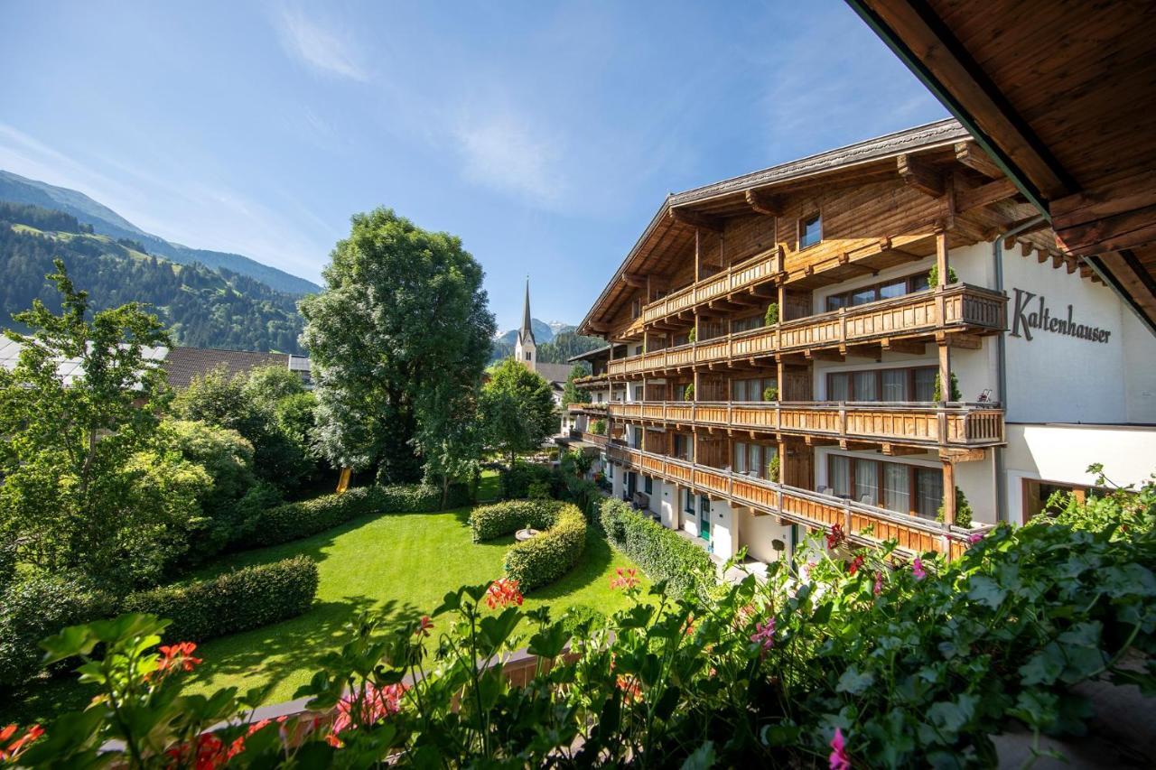Das Gemuetliche Dorfhotel Kaltenhauser ホラースバッハ・イム・ピンツガウ エクステリア 写真