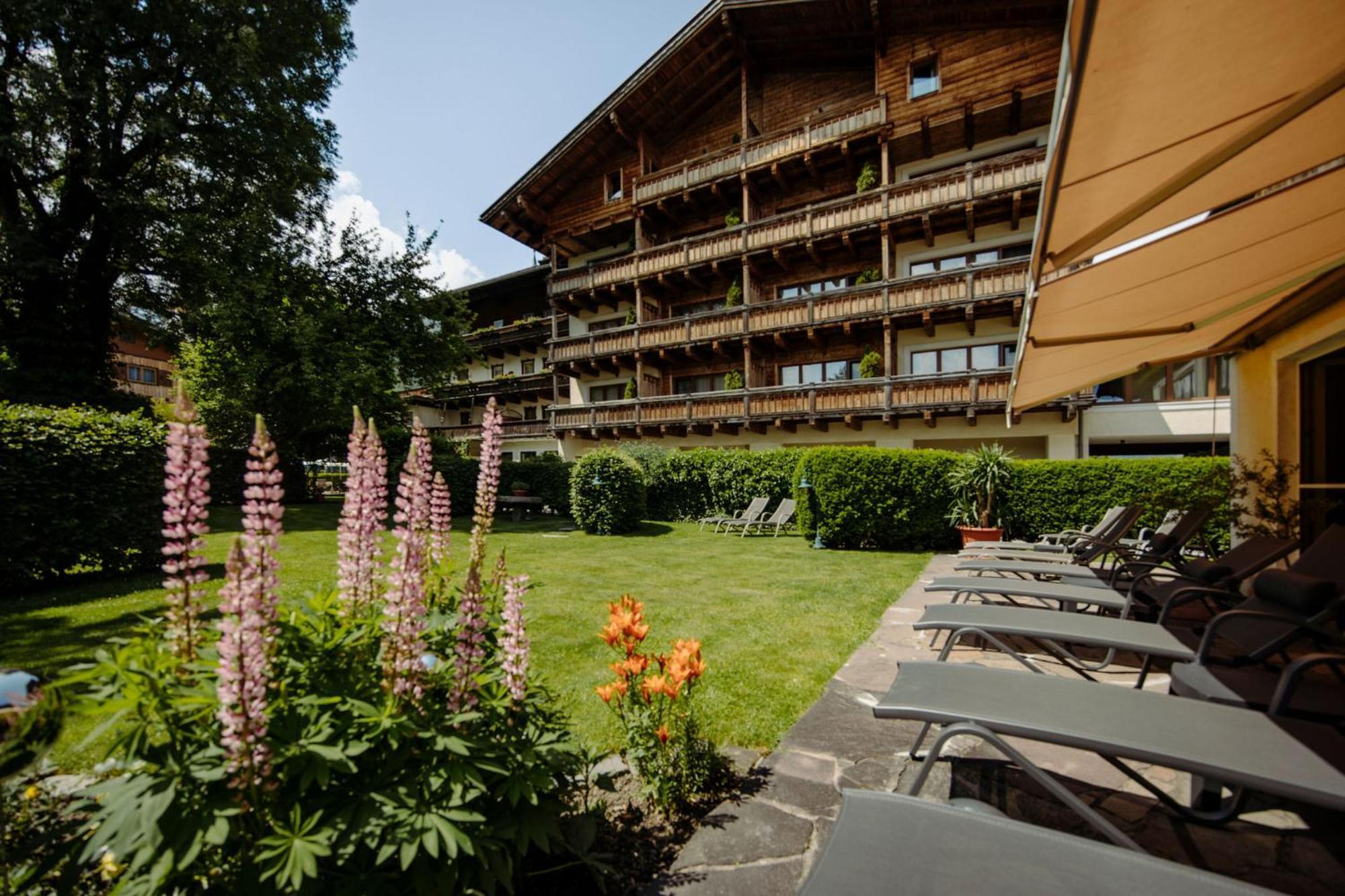Das Gemuetliche Dorfhotel Kaltenhauser ホラースバッハ・イム・ピンツガウ エクステリア 写真