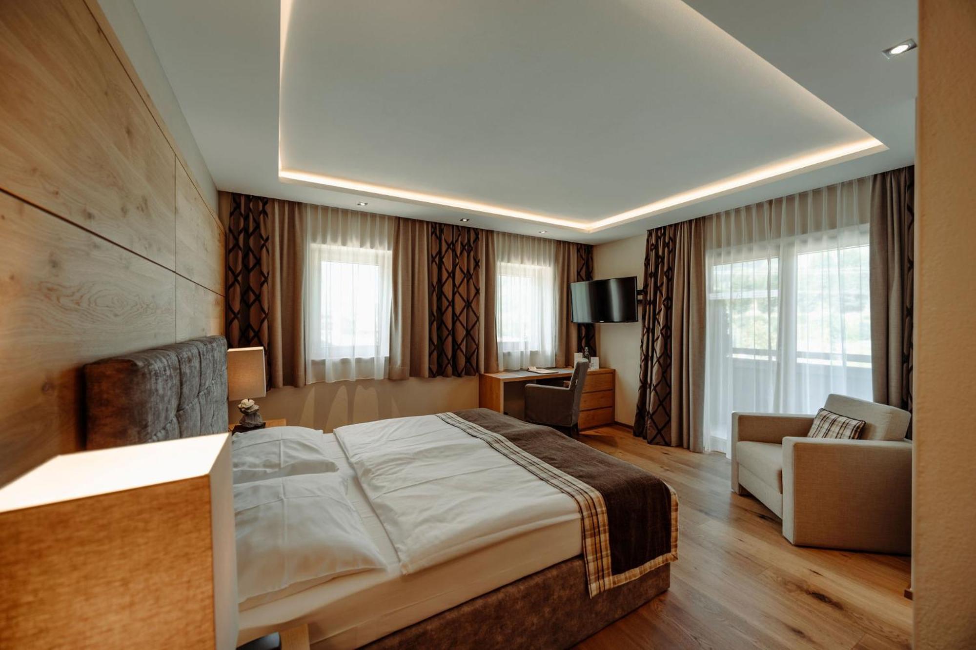 Das Gemuetliche Dorfhotel Kaltenhauser ホラースバッハ・イム・ピンツガウ エクステリア 写真
