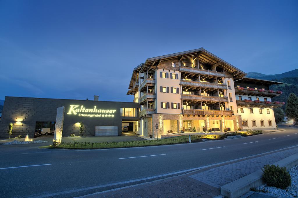 Das Gemuetliche Dorfhotel Kaltenhauser ホラースバッハ・イム・ピンツガウ エクステリア 写真